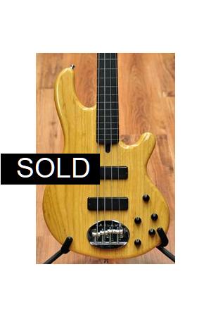 Lakland Skyline 4401 Natural Fretless Lakland Skyline 4401 Natural Fretless